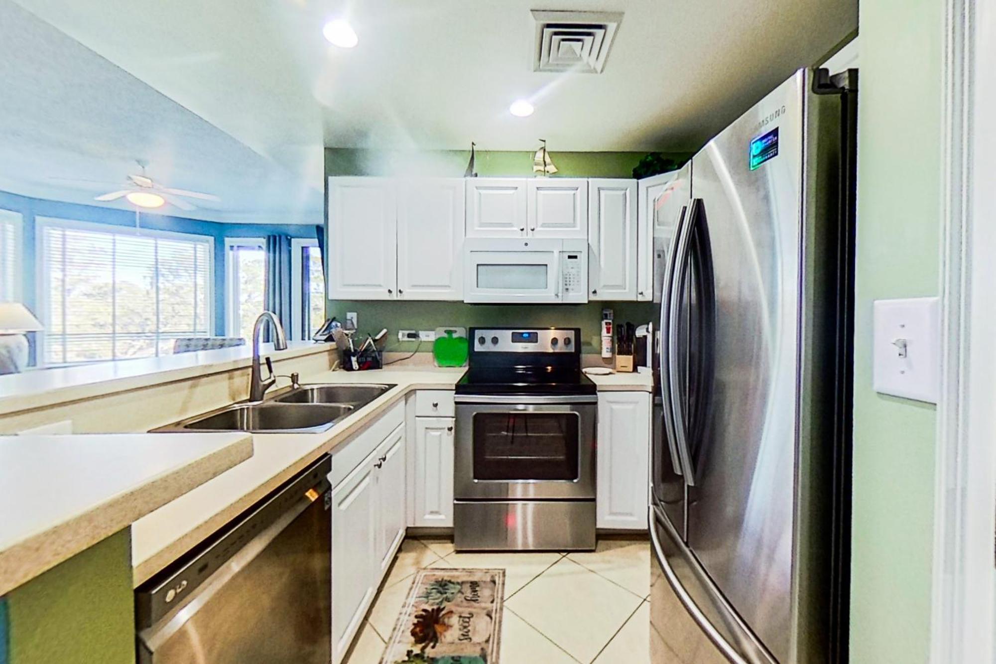 Seacrest Apartment *